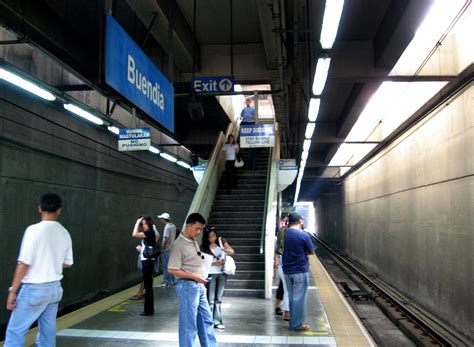 buendia station mrt|Buendia metro station .